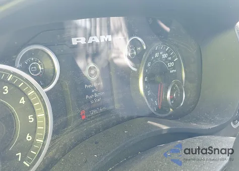 2024 Ram 2500 Tradesman 4X4 6'4 Box из США, поврежденный, VIN 3C6UR5CJ0RG268572